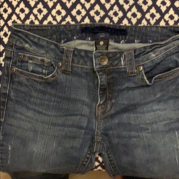 Charlotte Russe Refuge jeans - Picture 2 of 2